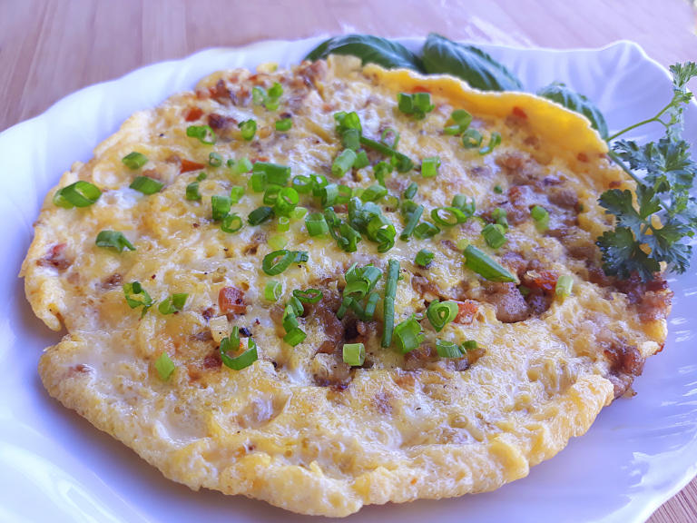 Easy tortang giniling recipe.